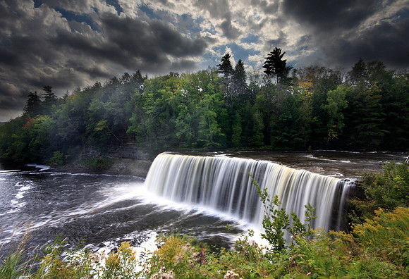 Tahquamenon Falls